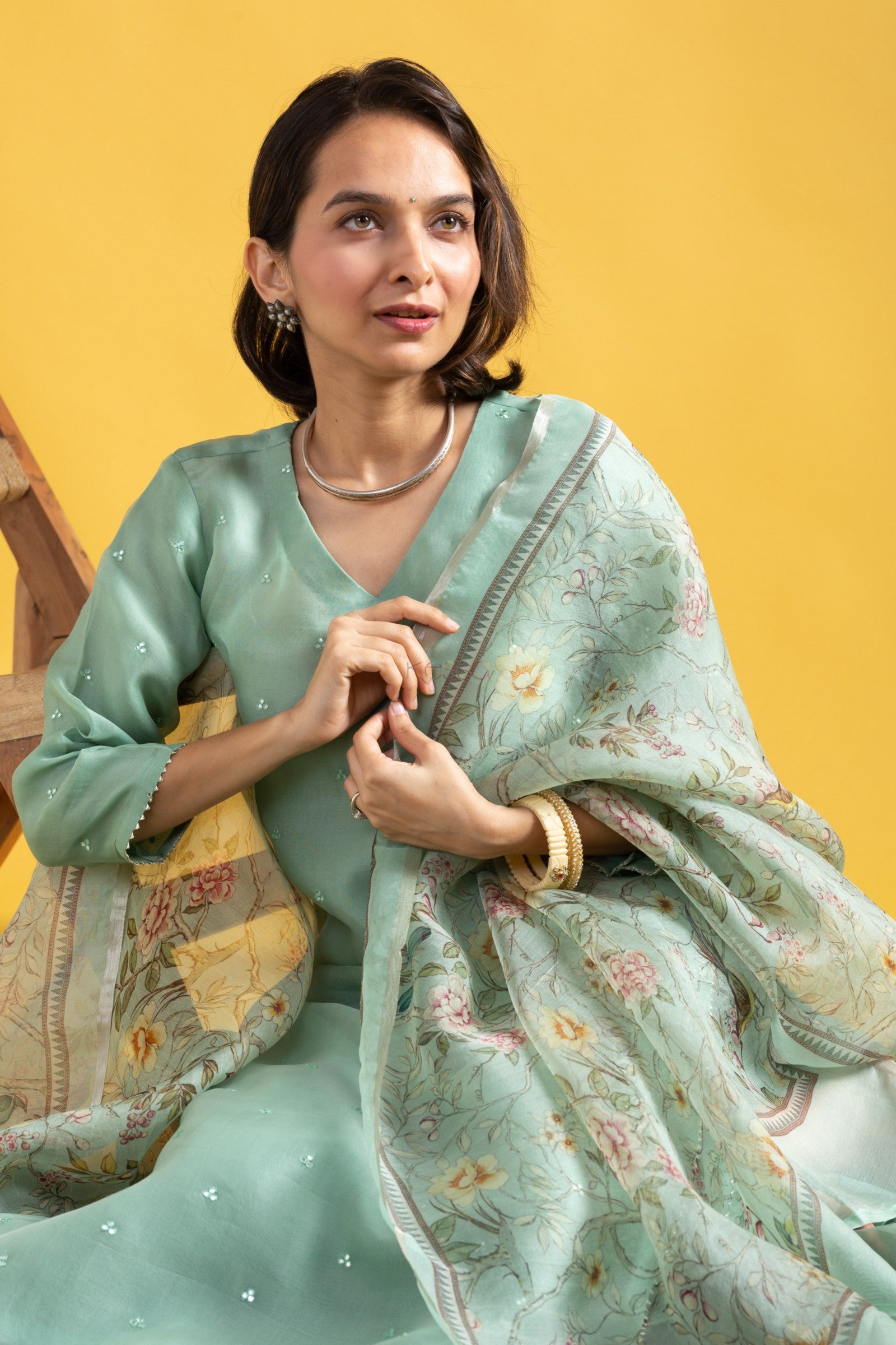 Elegant Mint Green Viscose Chanderi Embroidered Kurti Set with Organza Dupatta