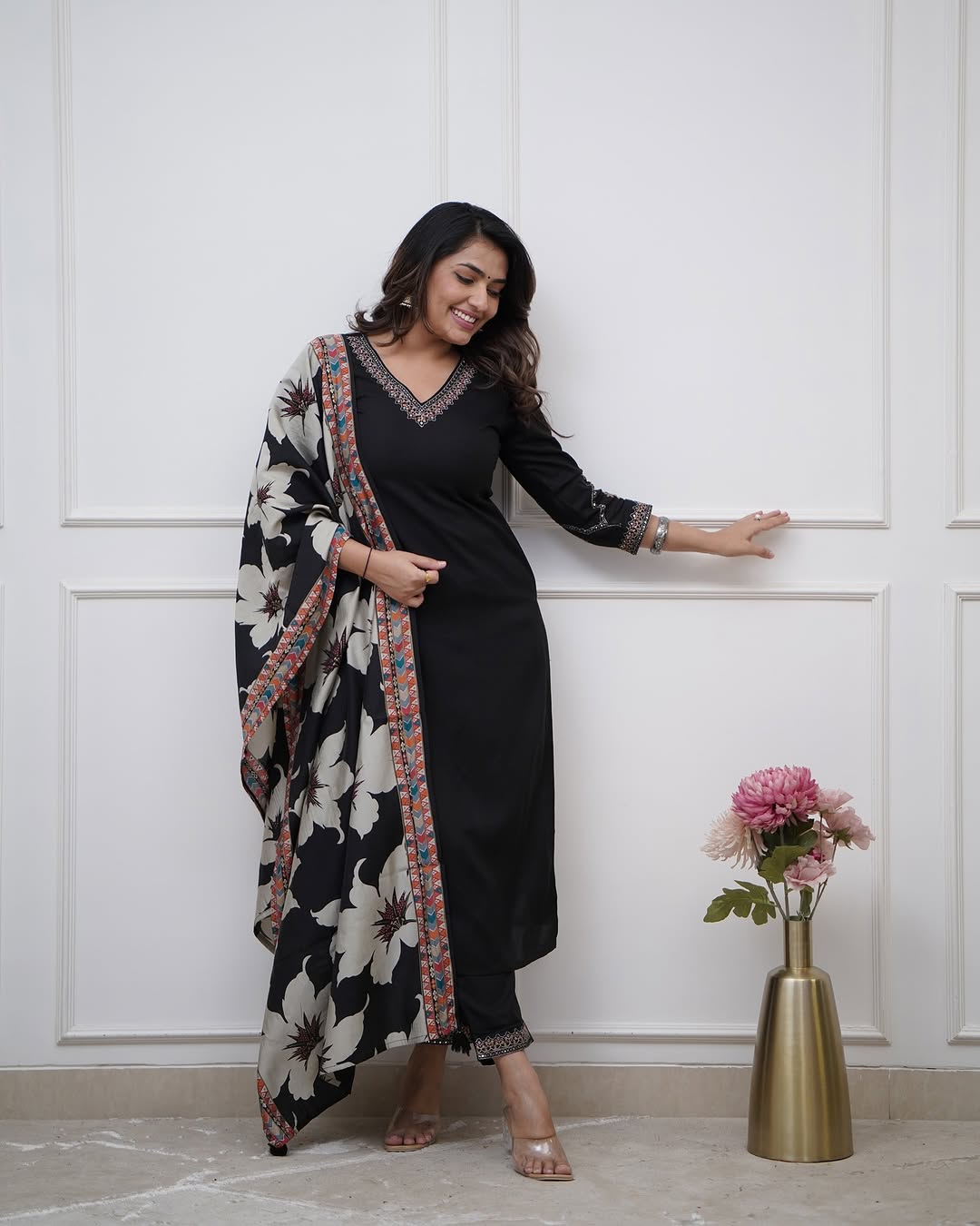 Elegant Black Viscose Silk Embroidered Kurti Set with Chinon Dupatta (3-Piece Set)
