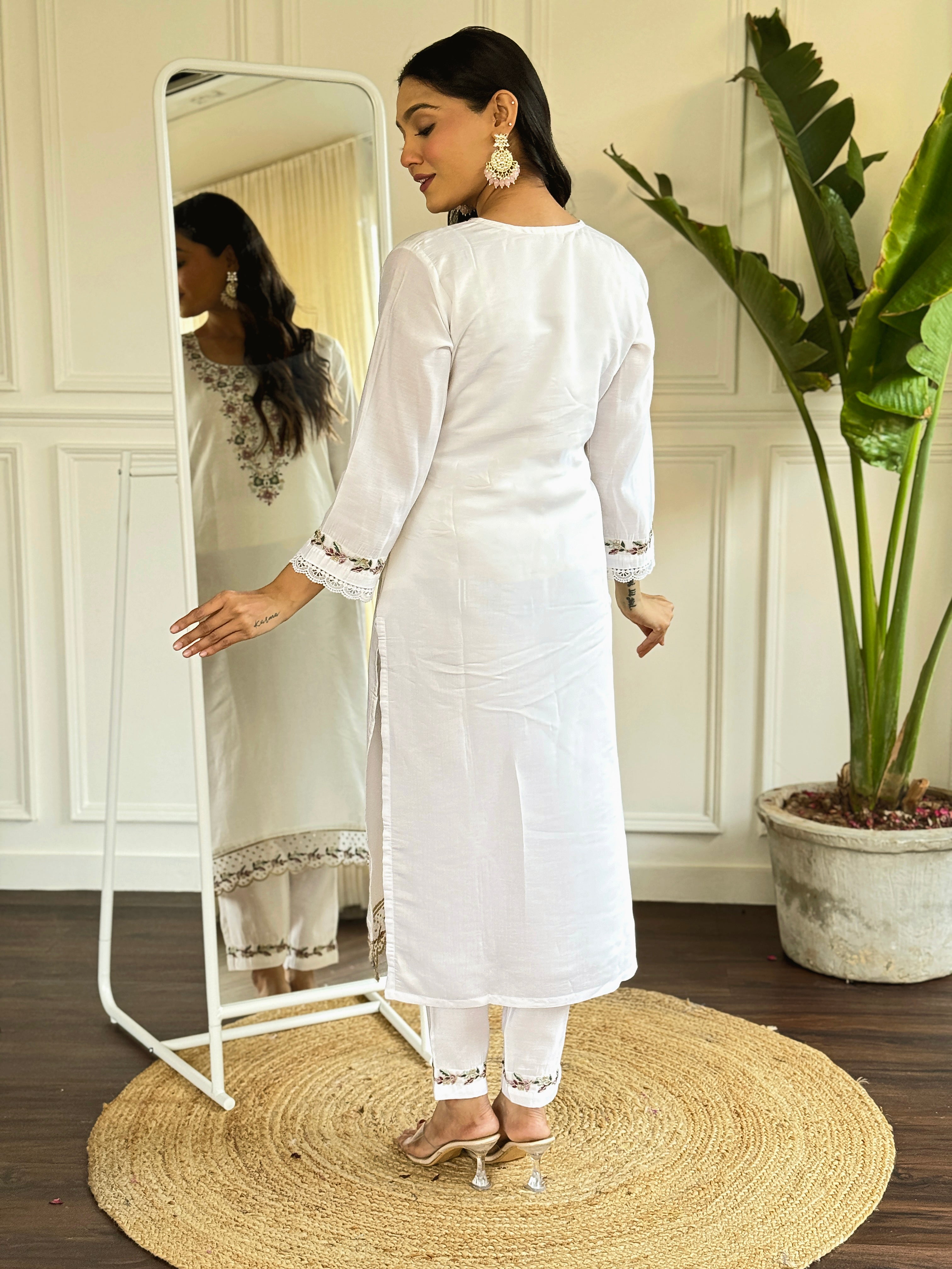 Elegant White Viscose Chanderi Embroidered Kurti Set with Printed Dupatta (3-Piece Set)