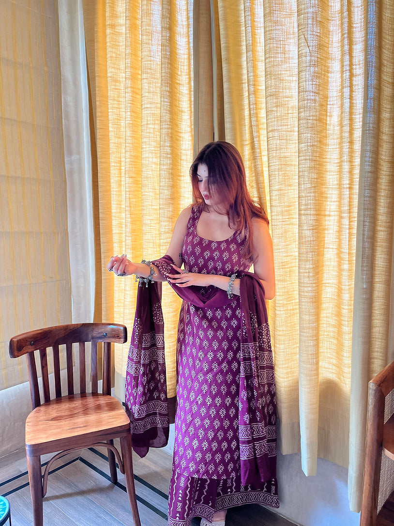 Elegant Purple Printed Rayon Slub Kurti Set with Chanderi Cotton Dupatta (S–XXL)