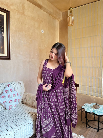 Elegant Purple Printed Rayon Slub Kurti Set with Chanderi Cotton Dupatta (S–XXL)
