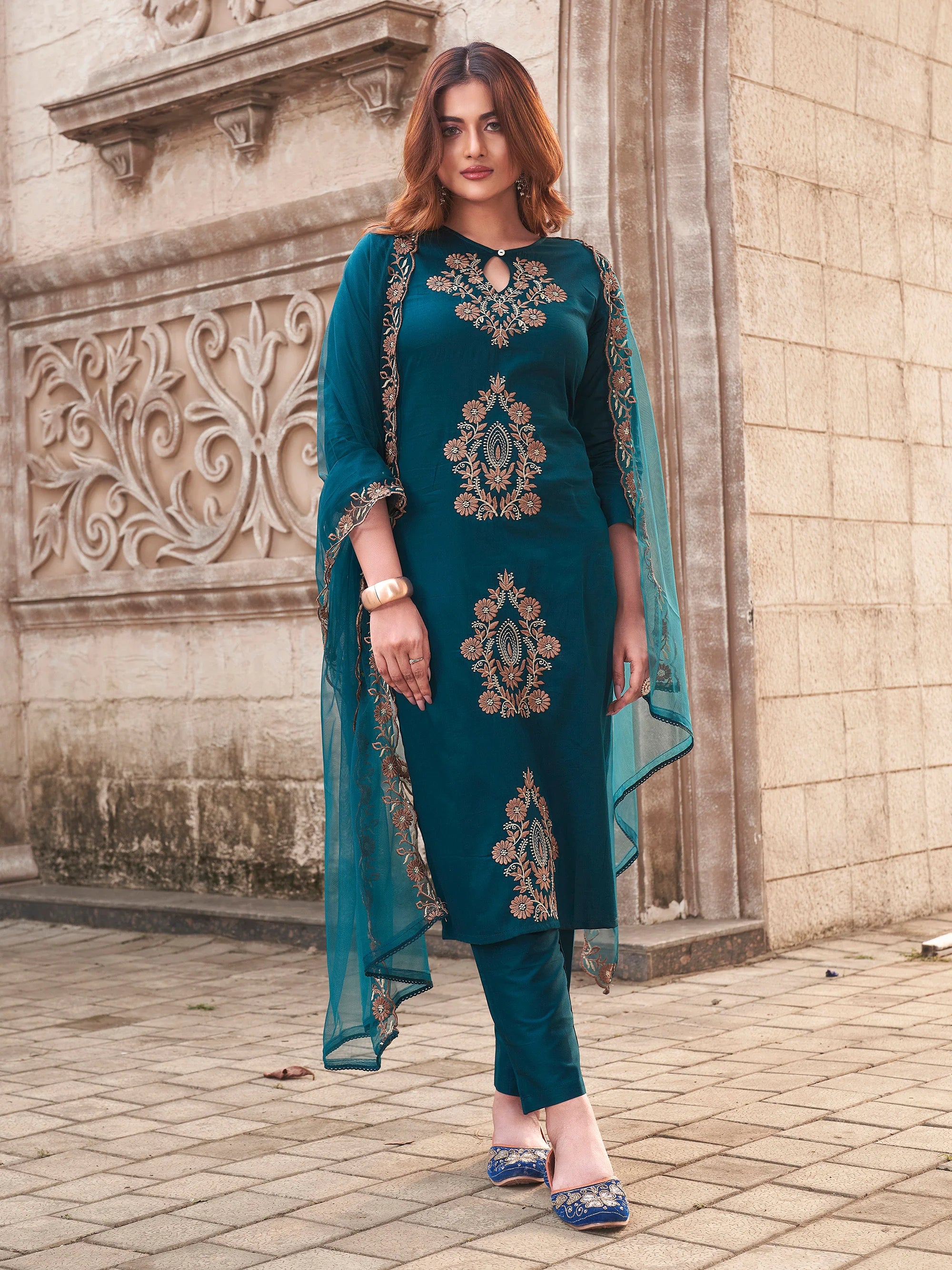 Elegant Teal Embroidered Rayon Slub Kurti Set with Organza Dupatta | Festive & Party Wear