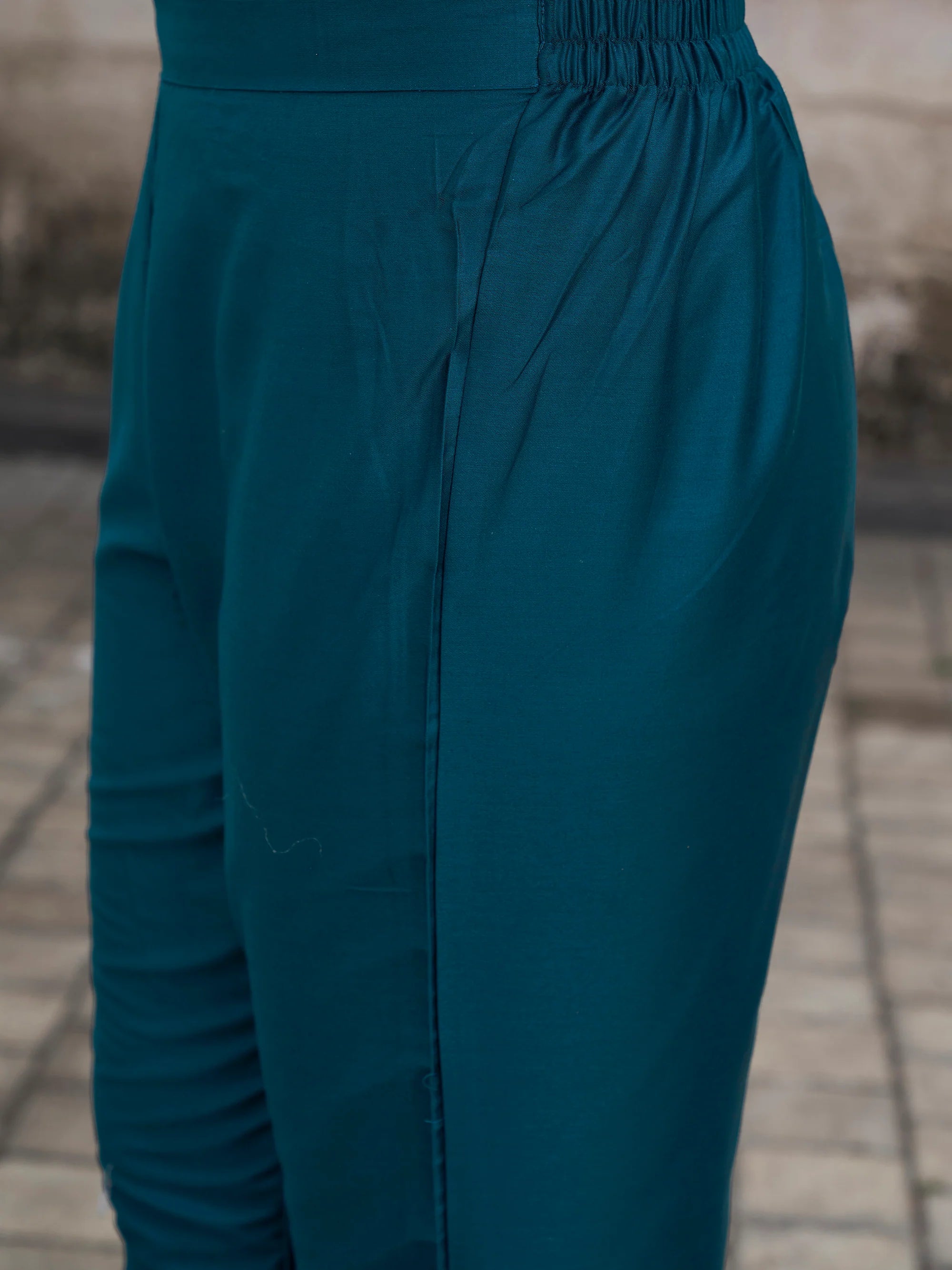 Elegant Teal Embroidered Rayon Slub Kurti Set with Organza Dupatta | Festive & Party Wear