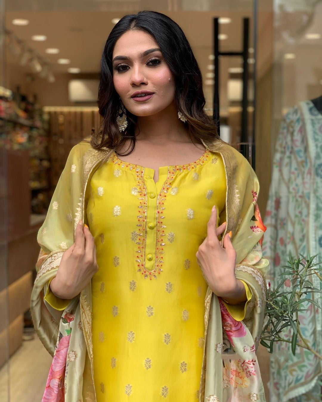 Elegant Yellow Viscose Organza Jacquard Embroidered Kurti Set with Designer Dupatta (3-Piece Set)