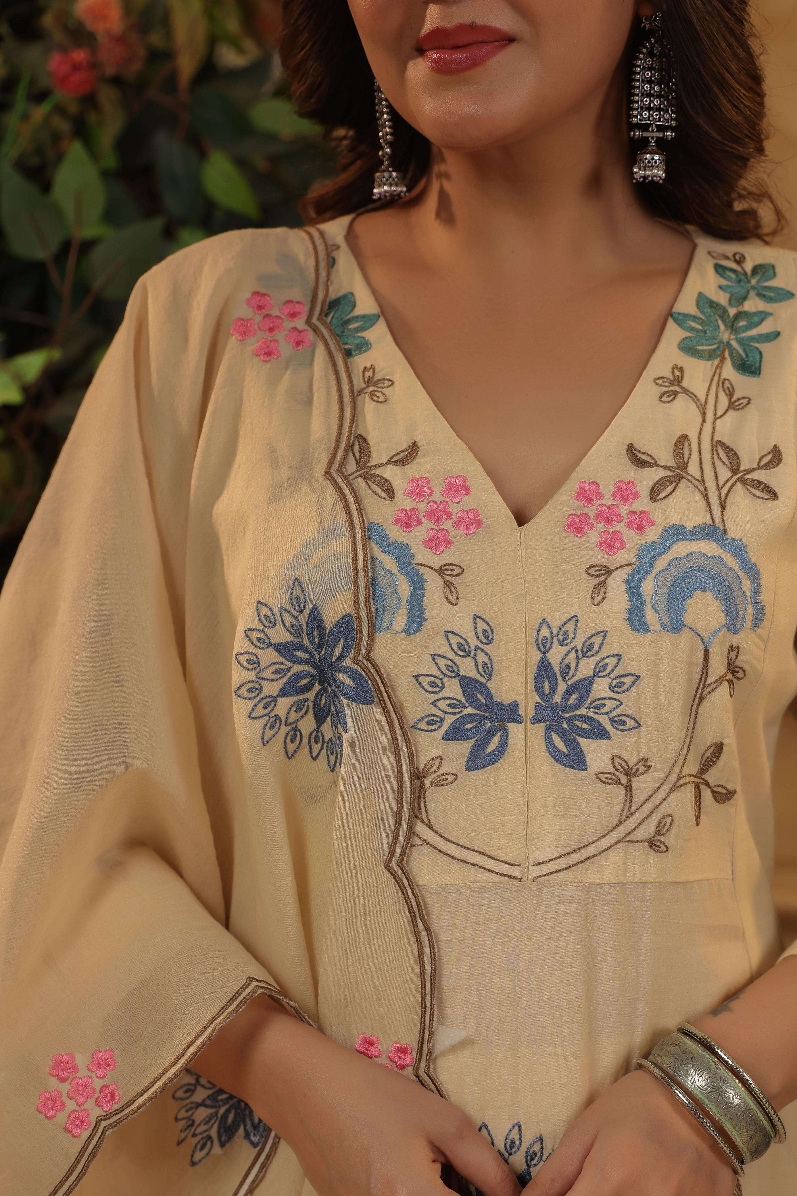Elegant Cream Floral Embroidered Viscose Chanderi Kurti Set with Dupatta