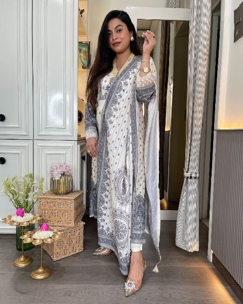 Elegant White Embroidered Rayon Kurti Set with Chanderi Pant & Designer Dupatta (S–XXL)