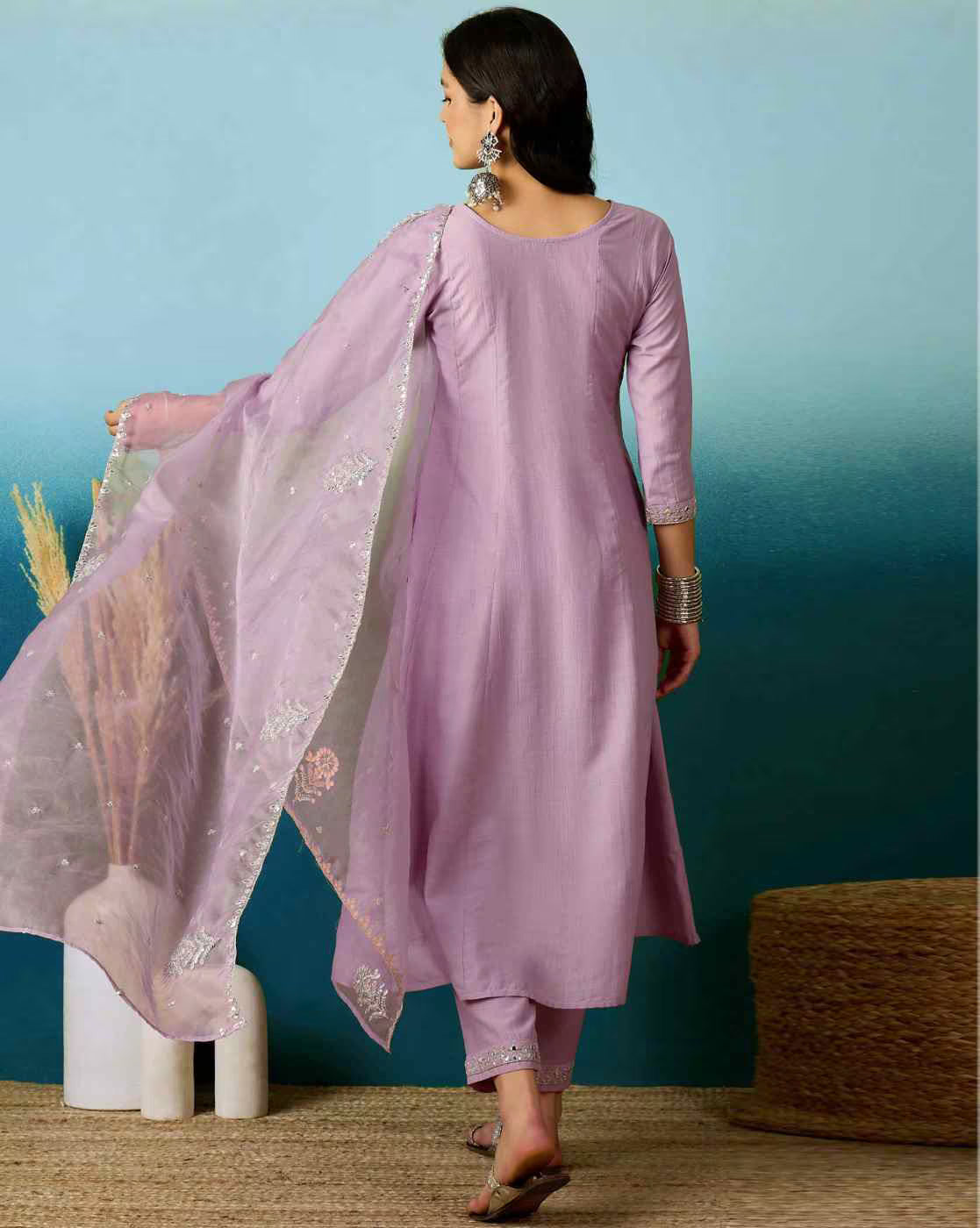 Elegant Lavender Silk Blend Embroidered Kurti Set with Organza Dupatta (3-Piece Set)