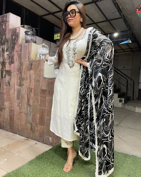 Elegant Ivory Printed Kurti Set with Organza Dupatta | Viscose Blend Rayon Kurta Pant Set for Women