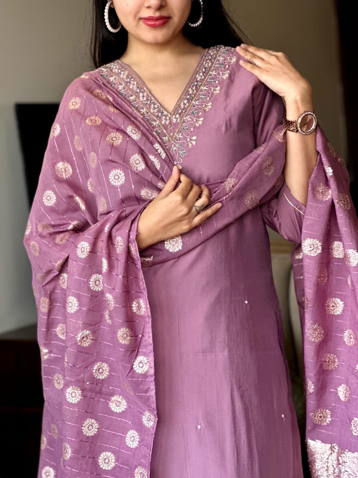 Elegant Mauve Viscose Chanderi Embroidered Kurti Set with Jacquard Dupatta