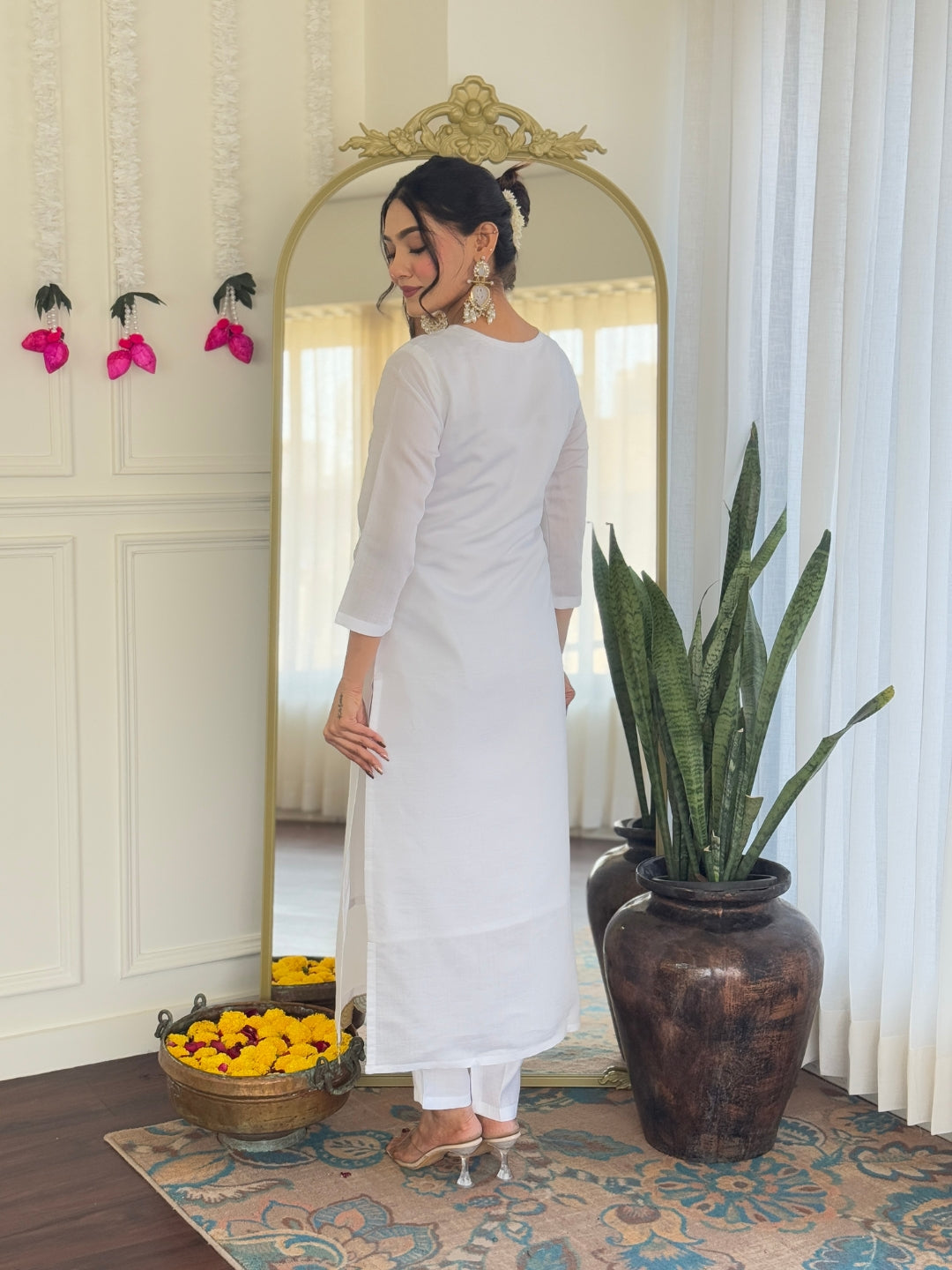 Elegant Embroidered Viscose Chanderi Kurti Set with Jacquard Dupatta – Festive & Party Wear (S–XXL)