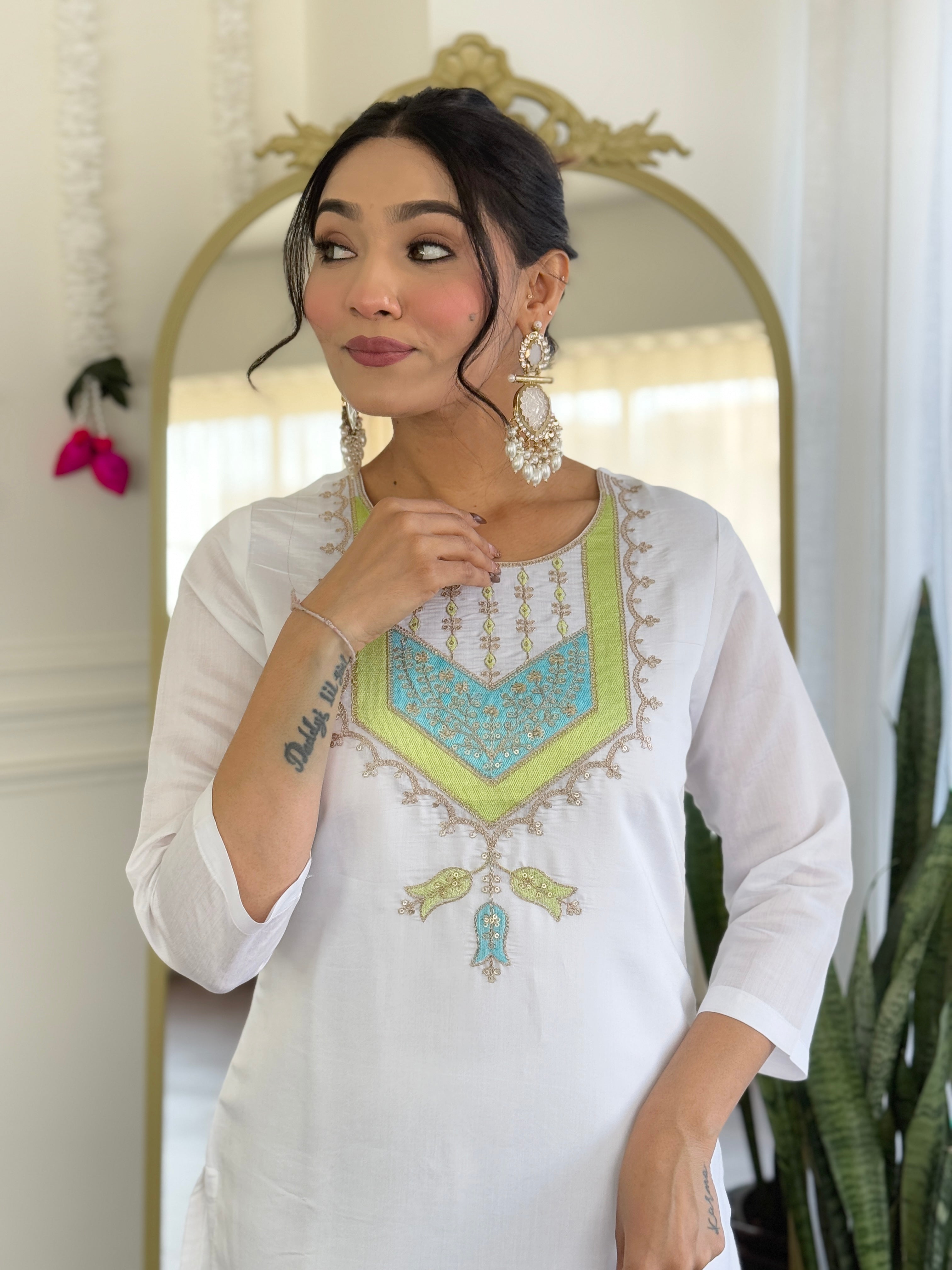 Elegant Embroidered Viscose Chanderi Kurti Set with Jacquard Dupatta – Festive & Party Wear (S–XXL)