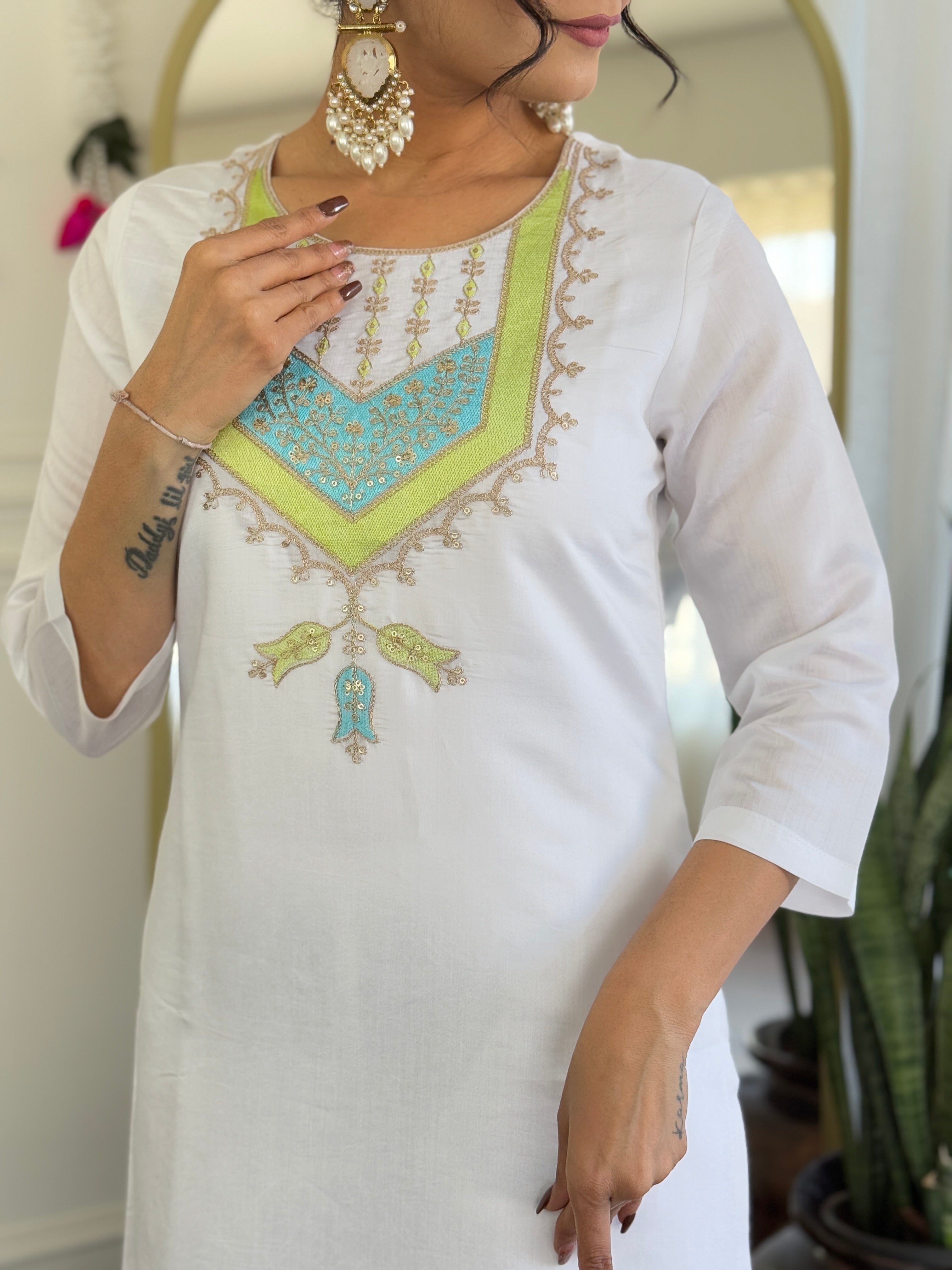 Elegant Embroidered Viscose Chanderi Kurti Set with Jacquard Dupatta – Festive & Party Wear (S–XXL)