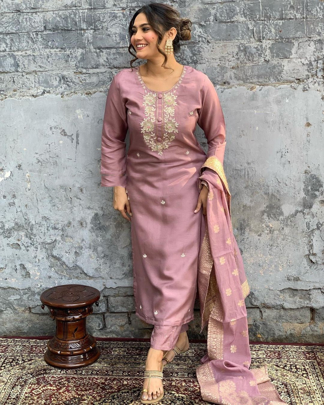 Elegant Mauve Viscose Chanderi Embroidered Kurti Set with Jacquard Dupatta
