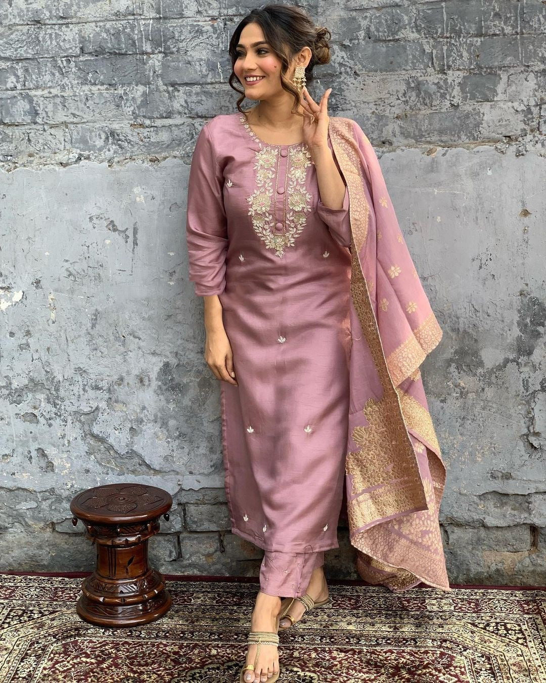 Elegant Mauve Viscose Chanderi Embroidered Kurti Set with Jacquard Dupatta