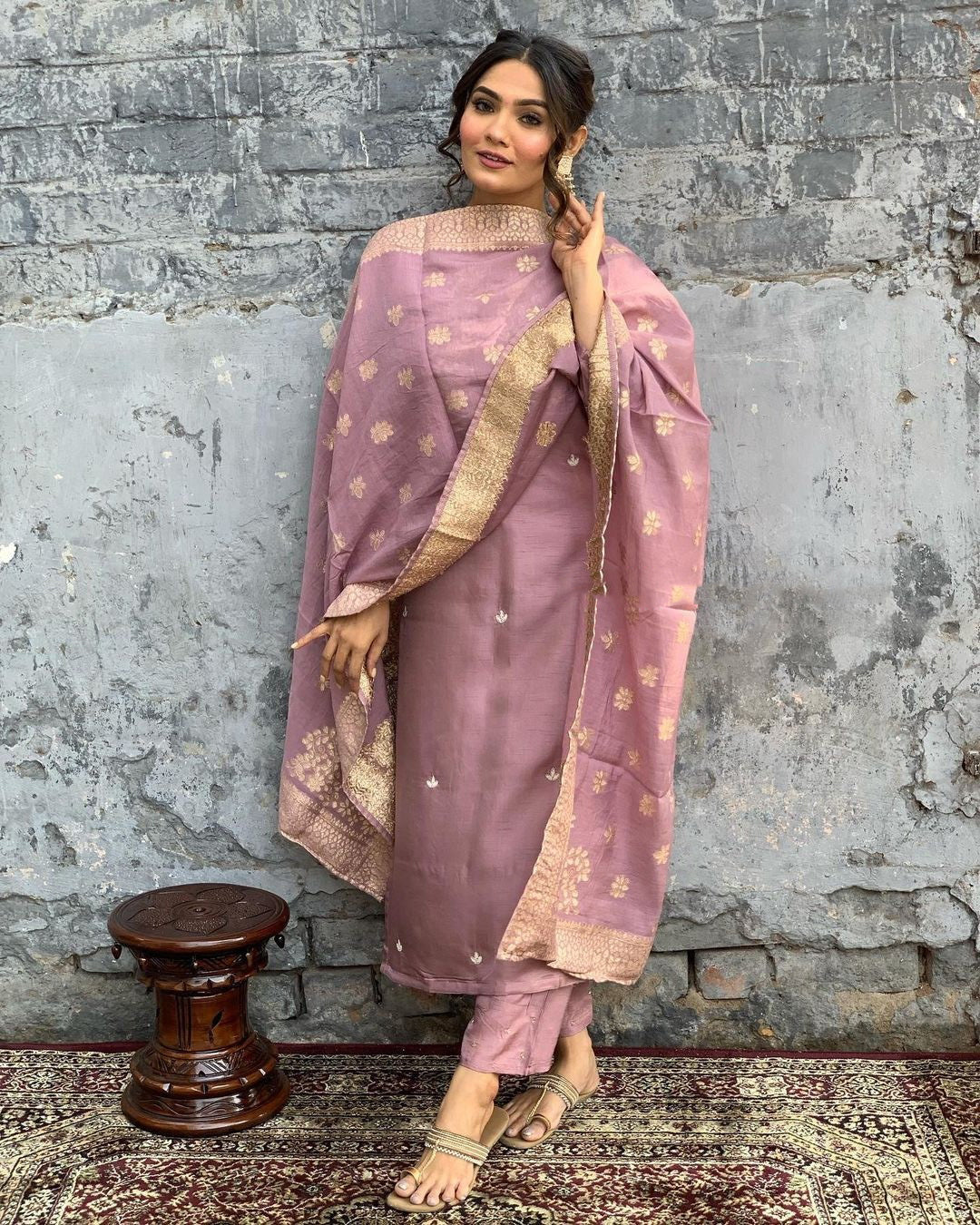 Elegant Mauve Viscose Chanderi Embroidered Kurti Set with Jacquard Dupatta