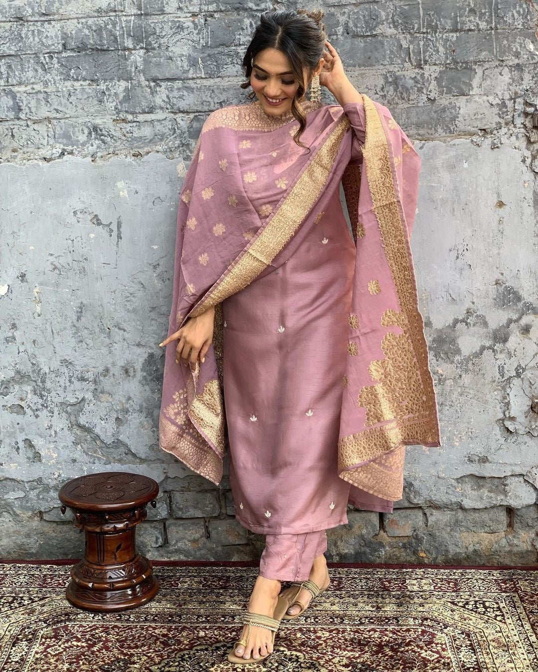 Elegant Mauve Viscose Chanderi Embroidered Kurti Set with Jacquard Dupatta